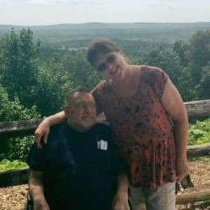 Meet your Posher, Mona